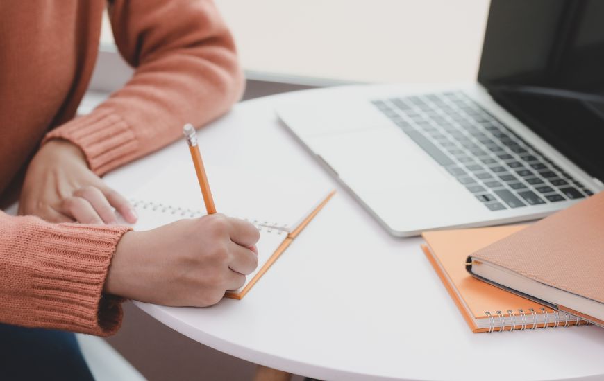 Máster en Escritura y Narración Creativa Máster en Escritura y Narración Creativa
