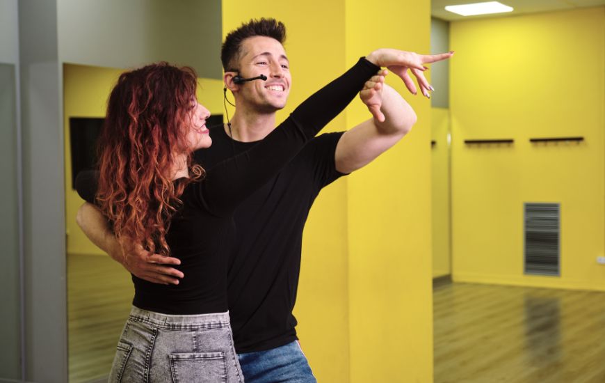 instructor-de-bachata-salsa-y-bailes-caribenos instructor-de-bachata-salsa-y-bailes-caribenos